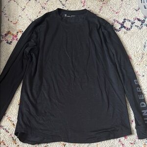 Under Armour Black Long Sleeve Tee